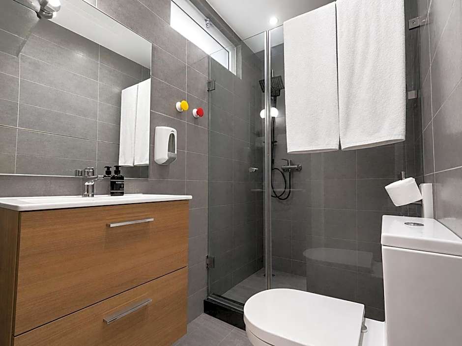 RENT-INN Suites Hotel