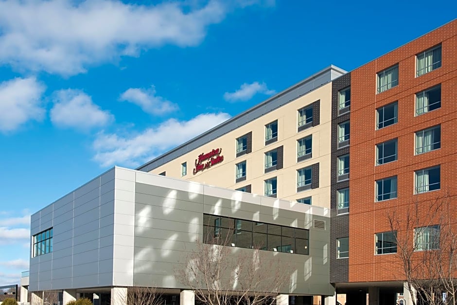 Hampton Inn & Suites Grand Rapids Downtown