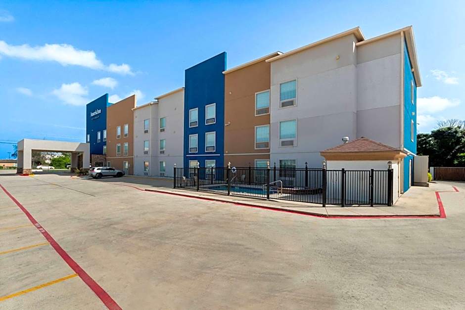 AmericInn by Wyndham New Braunfels