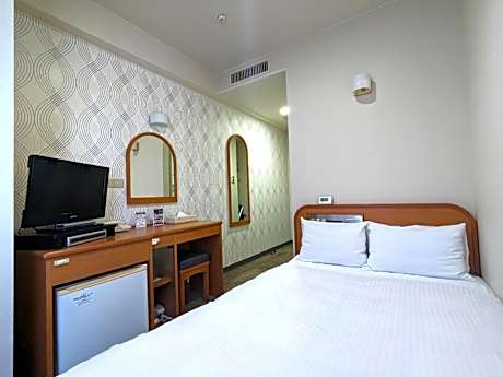 Double Room with Small Double Bed - Non-Smoking