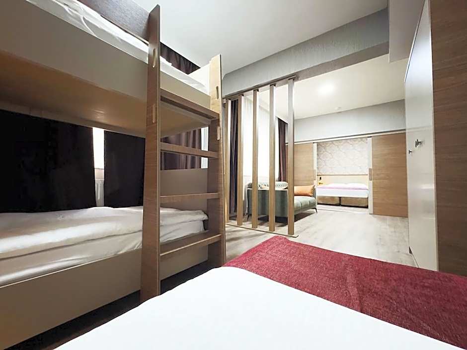 Selcuk Hotel Sems-i Tebrizi