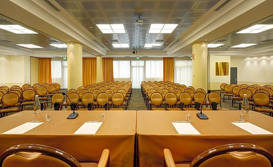 Grand Hotel Mediterraneo