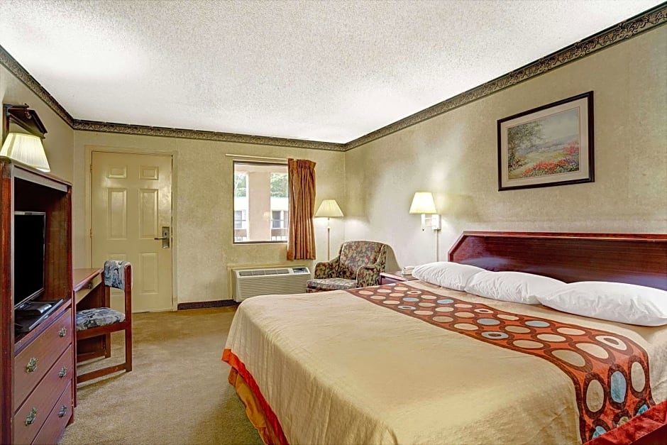 Photo 1 of 5 of King Room - Non-Smoking