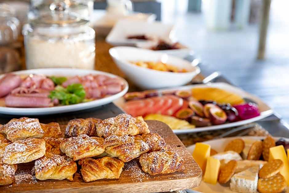 Simbavati Hilltop Lodge