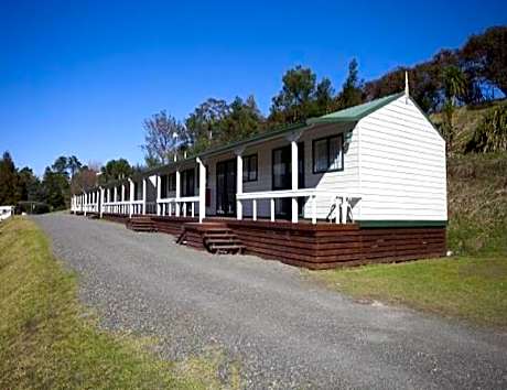 Opal Hot Springs & Holiday Park