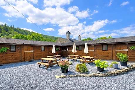Private Heated Bedrooms at The Bunkhouse in Snowdonia Perfect for Bikers and Walkers