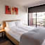 Inner-city 2 bedroom apartment - perfectly located