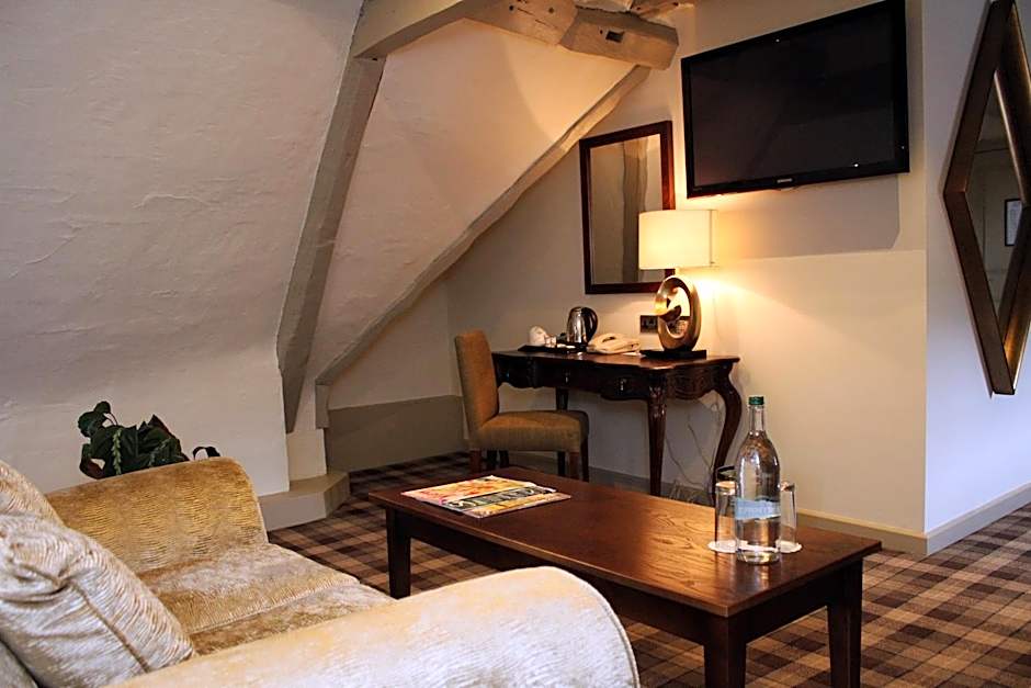 The Legacy Rose & Crown Hotel