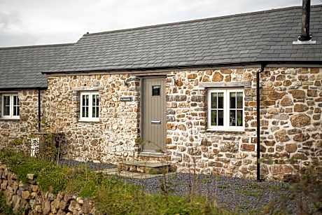 The Blacksmiths - Luxury Cottage, Country Views