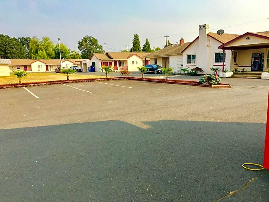 Travelers Inn Motel