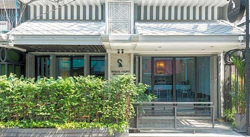 White Ivory Bed and Breakfast