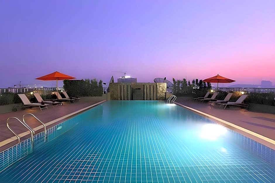 Adelphi Pattaya Hotel