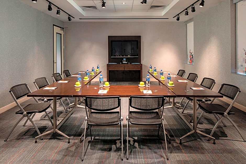 Aloft Rogers-Bentonville