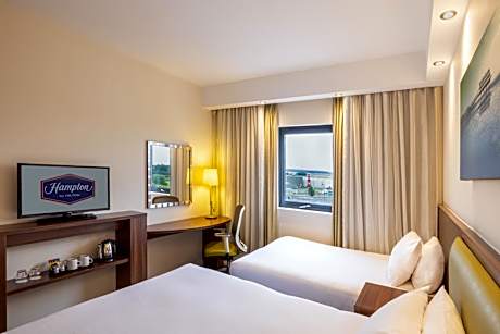 Twin Room - Non-Smoking