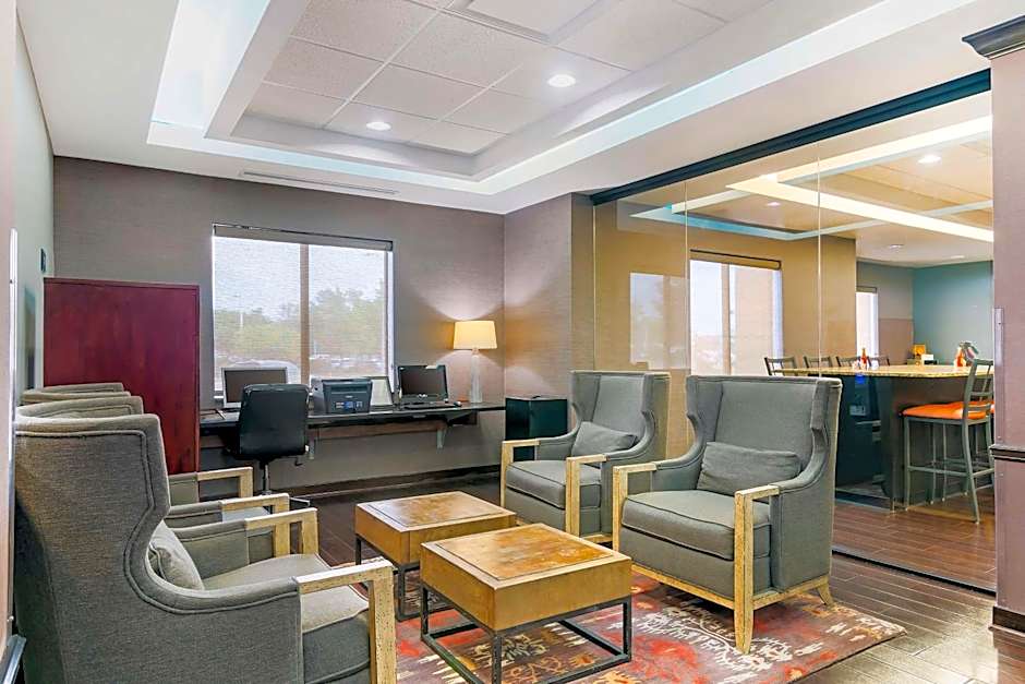 Best Western Plus Olathe Hotel & Suites