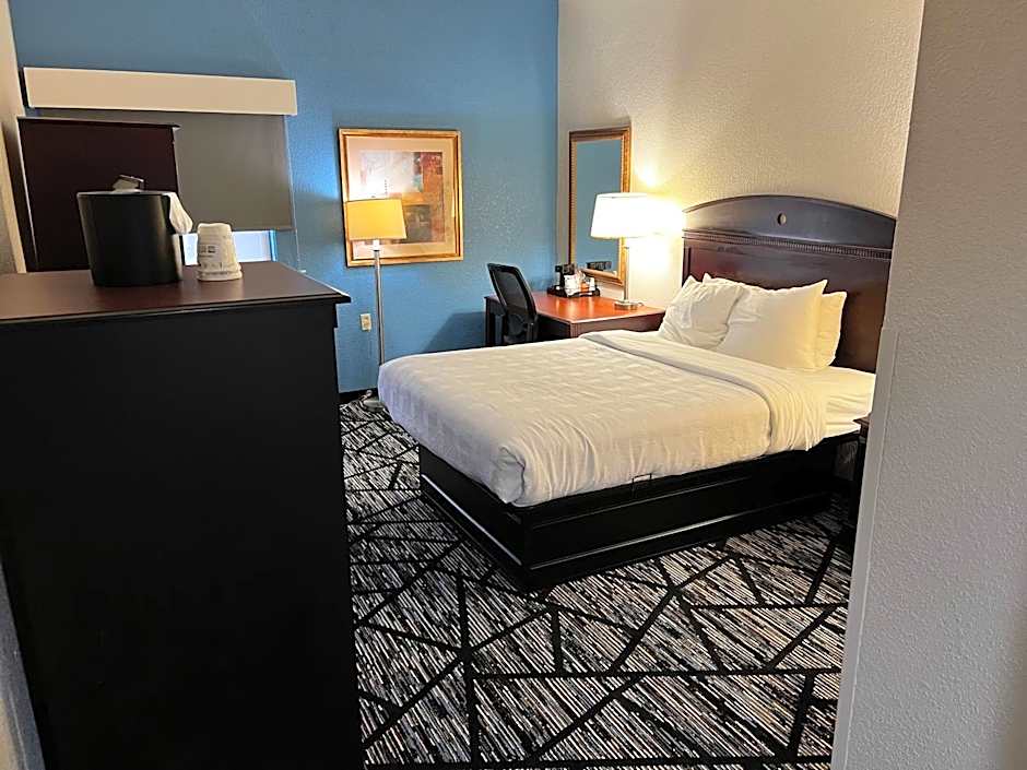Baymont by Wyndham Monroe Ohio