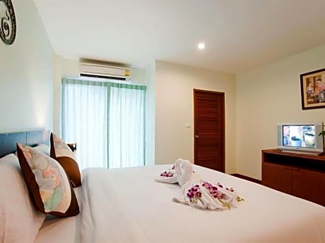 Superior Double Room with Balcony