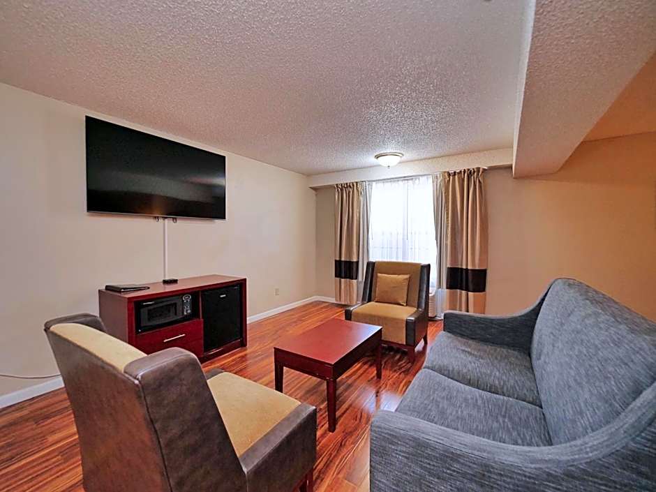 Red Lion Inn & Suites Auburn