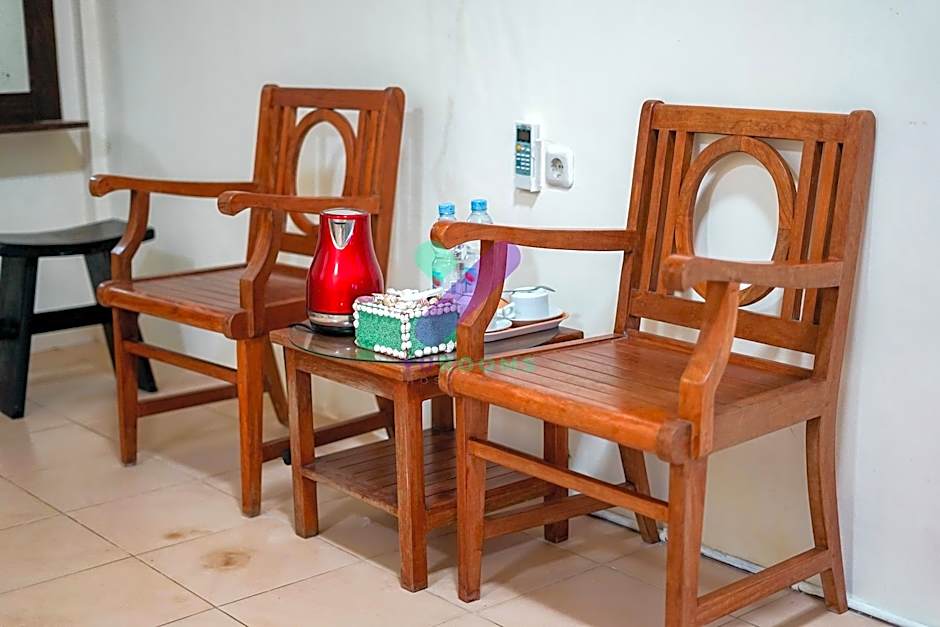 Arys Lagoon Bungalow & Hotel