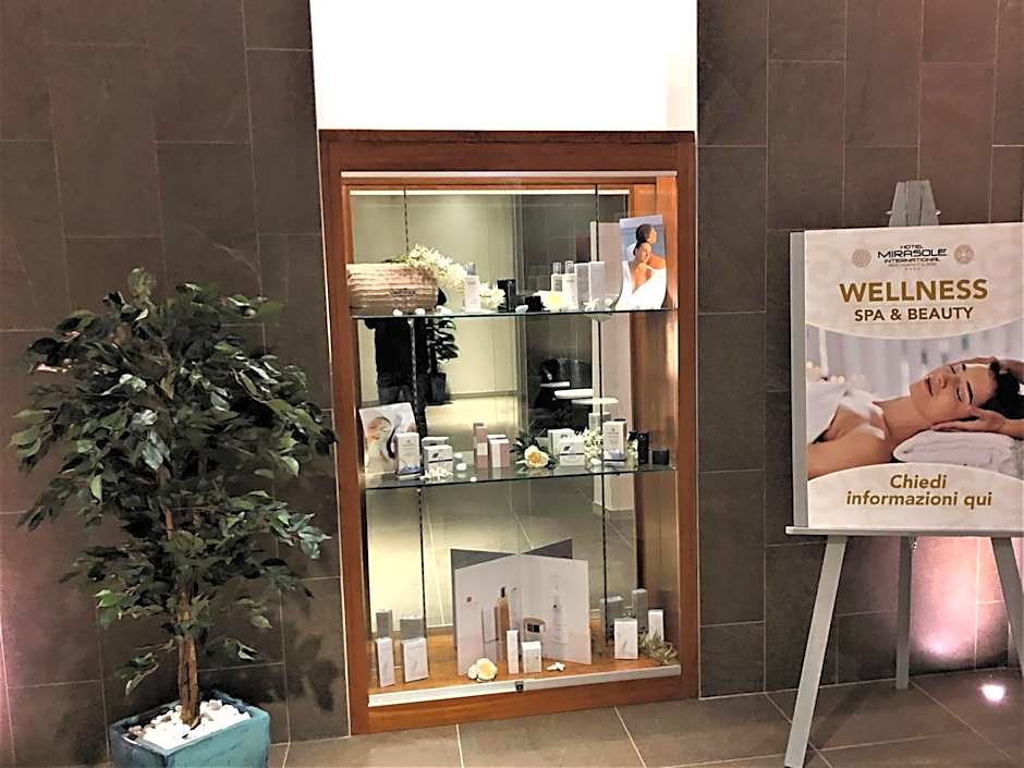 Hotel Mirasole International