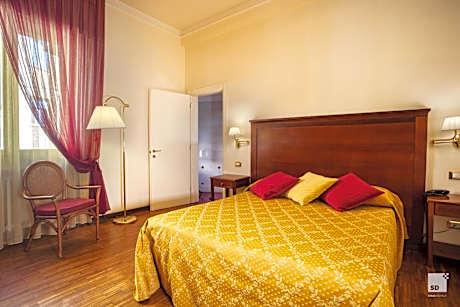 Economy Triple Room
