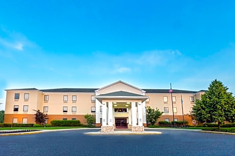 Holiday Inn Express & Suites Burlington - Mount Holly By IHG