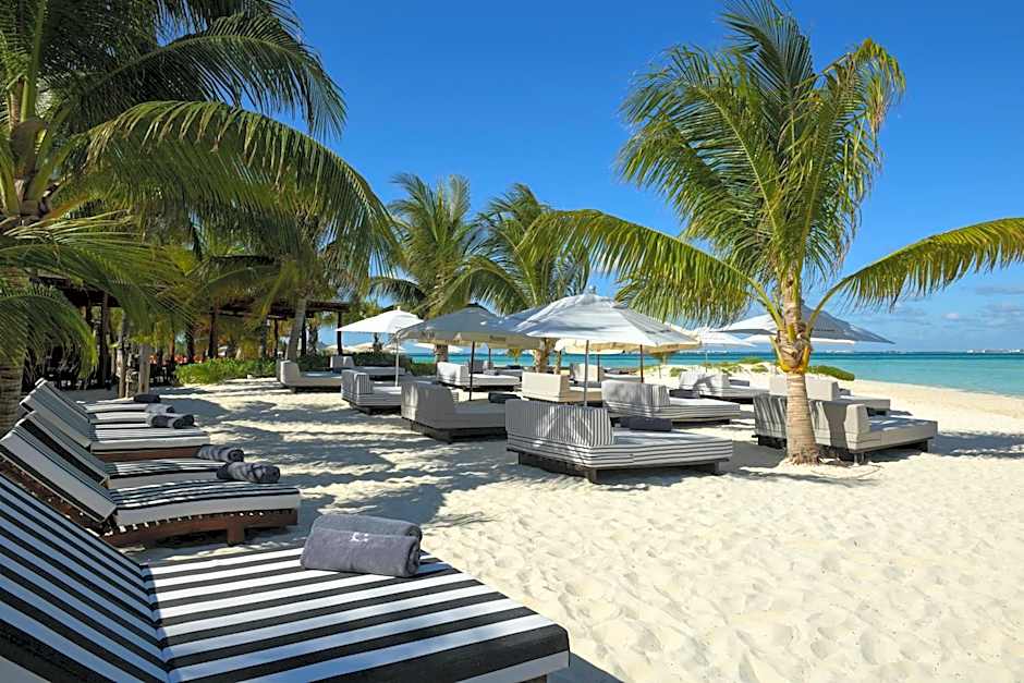 Casa del Jaguar Beach Hotel