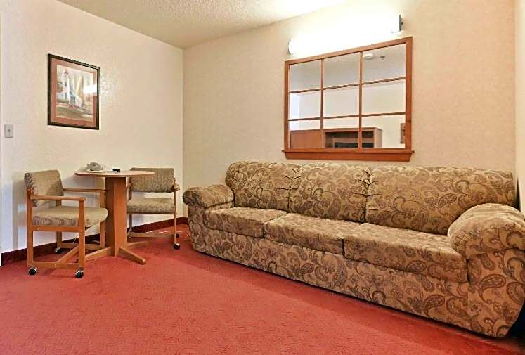 Photo 1 of 2 of 1 King Bed Suite