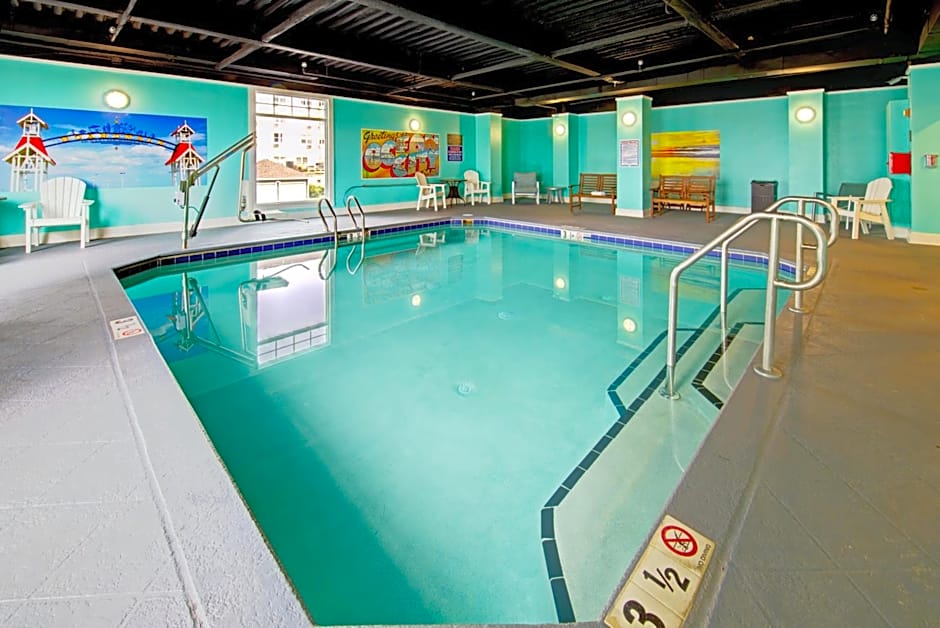 Commander Hotel & Suites