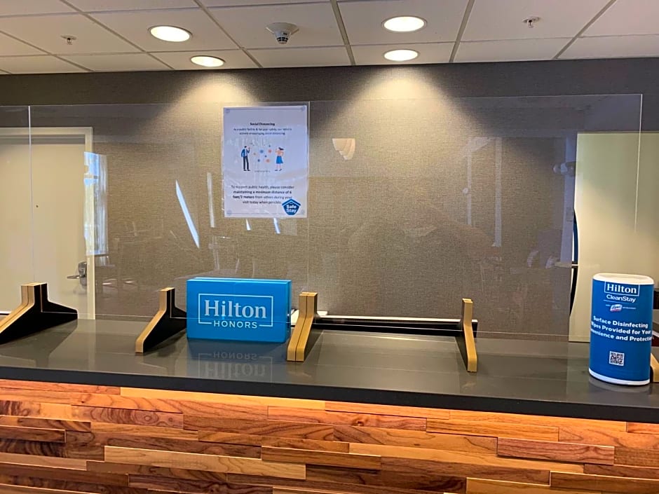 Hampton Inn & Suites by Hilton Syracuse Dewitt