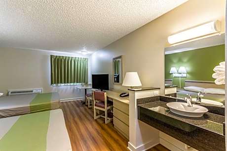 Queen Room with Two Queen Beds - Non-Smoking