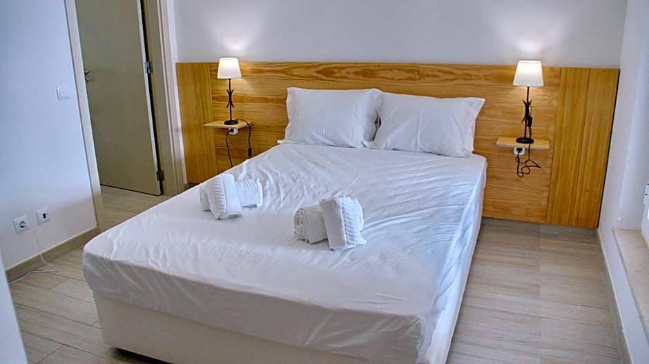 Topcity Hostel & Suites