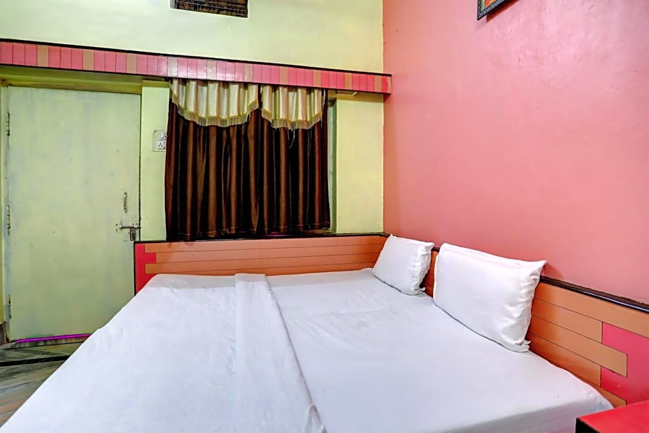 OYO Hotel Ram Ji Vatika