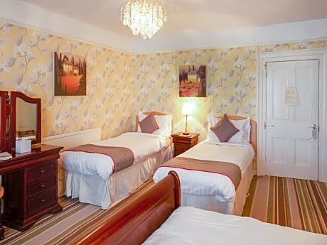 Compact Double Room