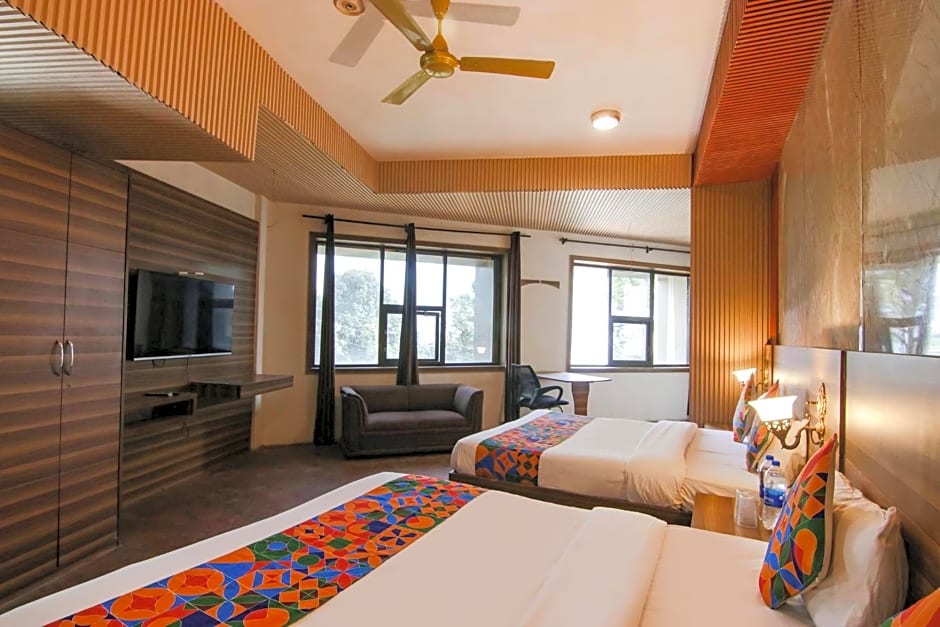 OYO Hotel Vijay Palace Dharamshala