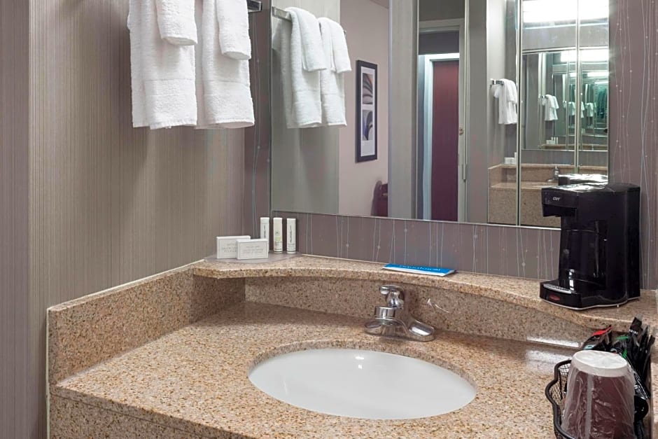 Courtyard by Marriott Wichita East