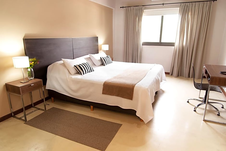 Casa Campus Pilar Suites