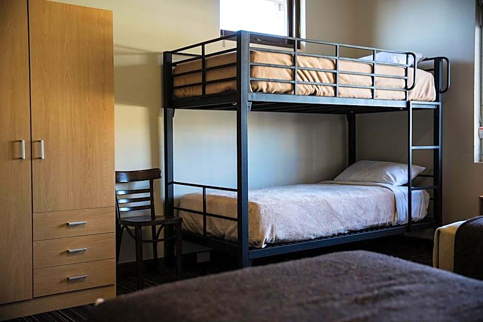 Toongabbie Hotel
