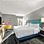 Hampton Inn By Hilton & Suites Newtown