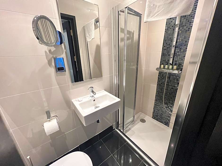 Great St Helen Hotel