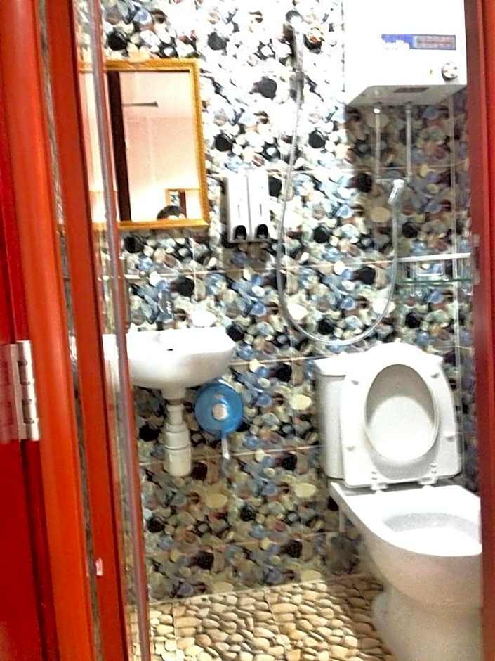 New London Hostel