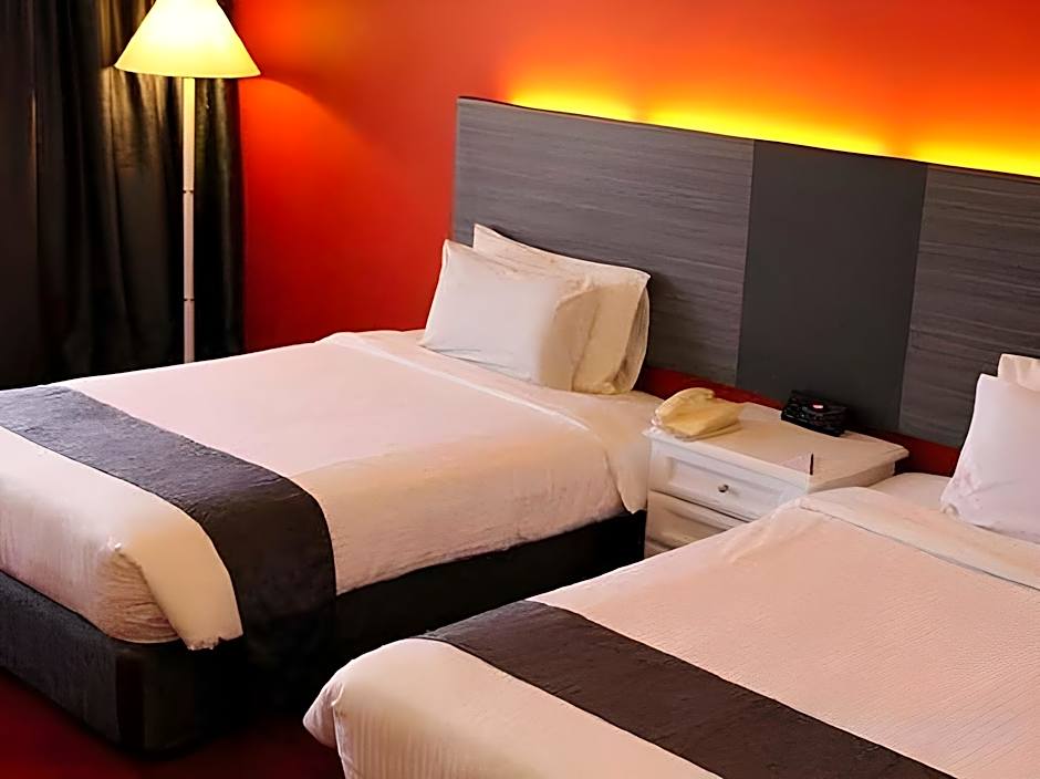 Grand Riverview Hotel