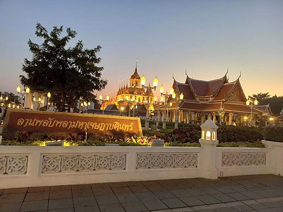 amazing khaosan hostel