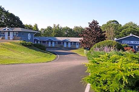 Coastal Inn - Kingfisher