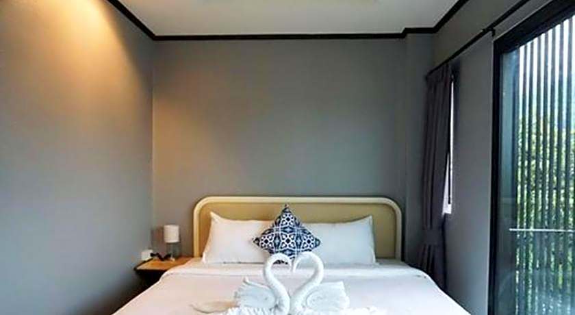 The Moon Night Ao Nang Hotel