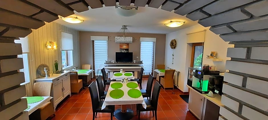 BELYSIUM Bed & Breakfast Panzió