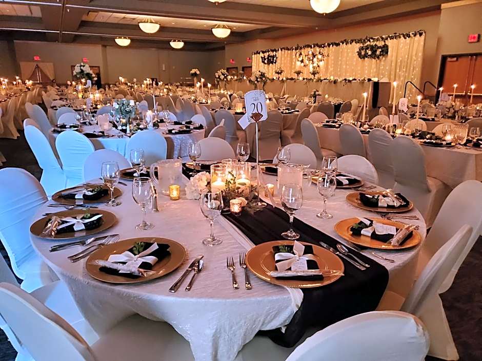 Crossroads Hotel and Huron Event Center