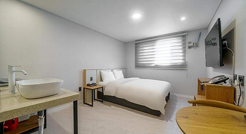 Restia Hotel Suwon Station Branch