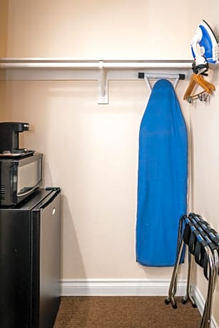 King Room - Accessible/Non-Smoking