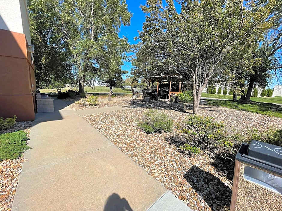 MainStay Suites - Wichita NE